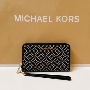 Michael Kors Jet Set Travel Multifunction Large Phone Wallet MK Black